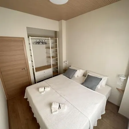 Comfortable In Center With Private Parking Garage * Malaga