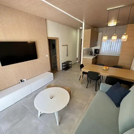 Comfortable In Center With Private Parking Garage * Malaga